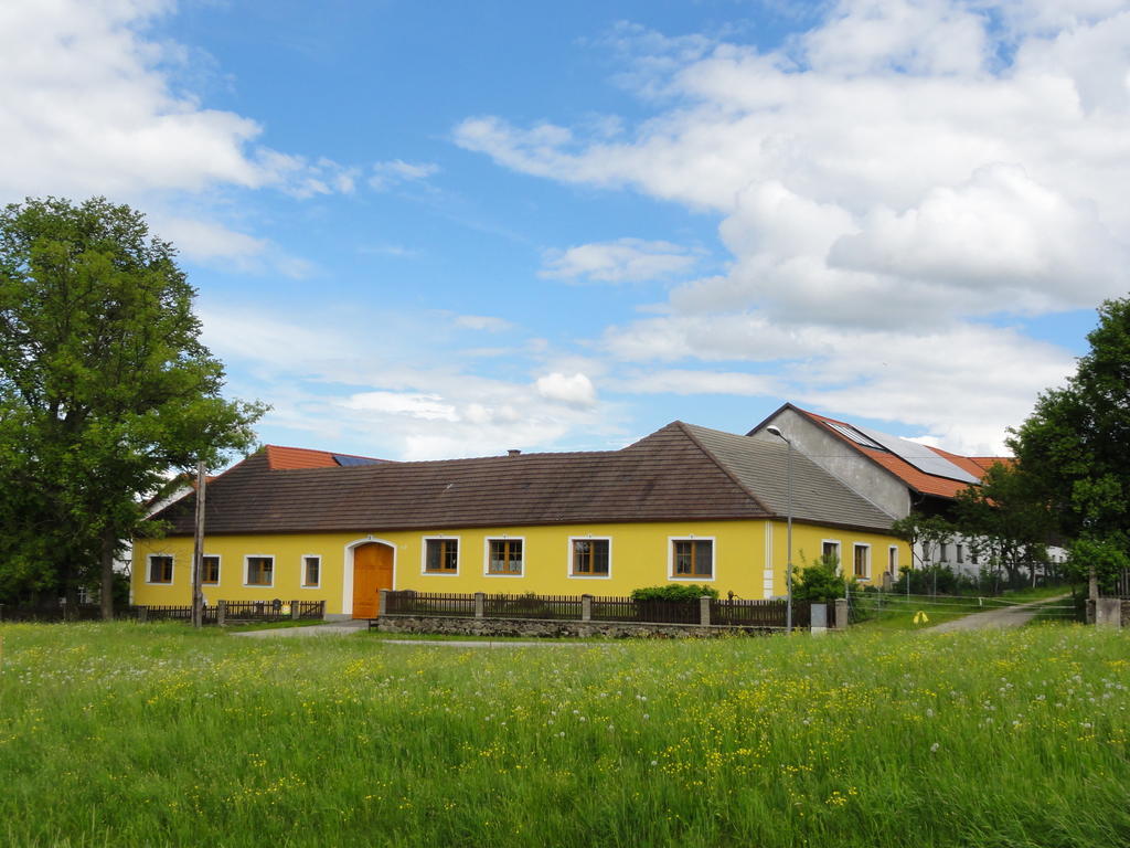 Апартаменты Biohof Weissensteiner Ullrichs Экстерьер фото